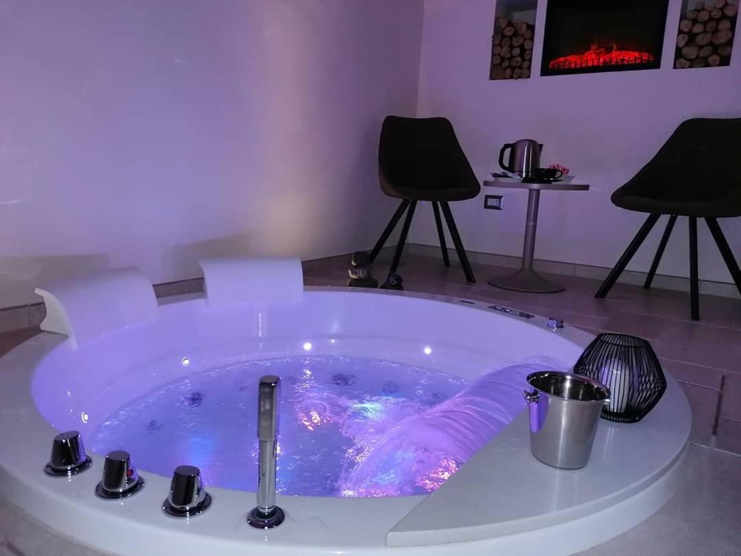 Lux Suite Tarente Extérieur photo