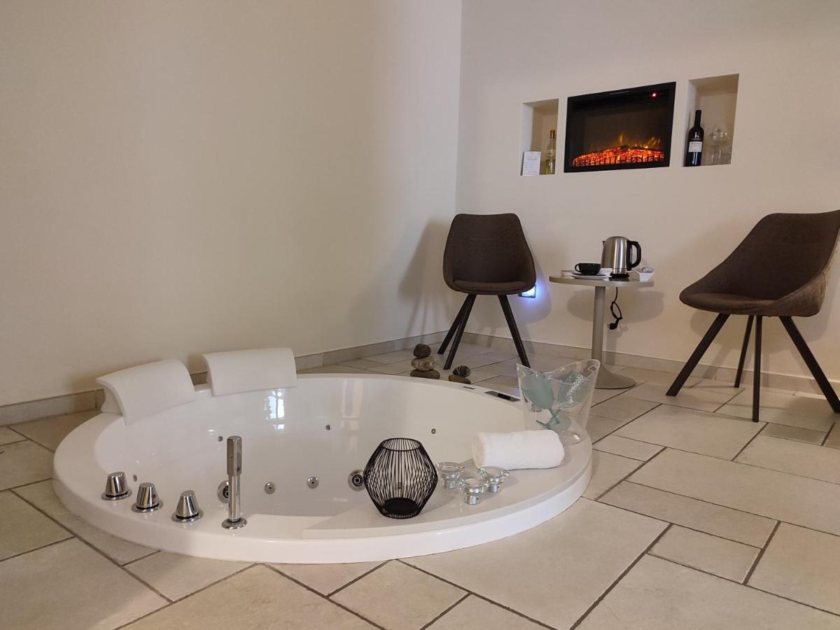 Lux Suite Tarente Extérieur photo